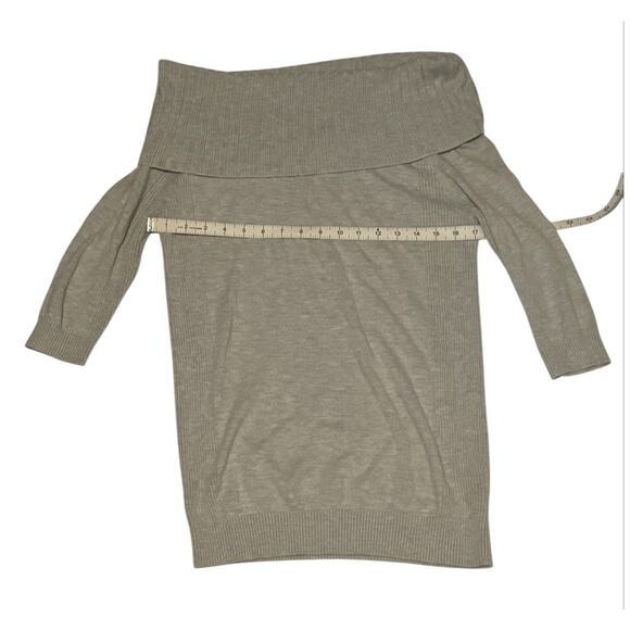 Express Off Shoulder Knit Sweater Womens Small Y2K Gray Grey Lightweight Ribbed - Picture 8 of 9